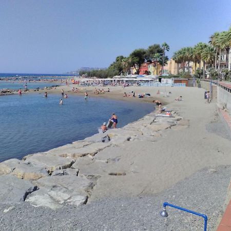 Nino Bixio Apartment Riva Ligure Buitenkant foto