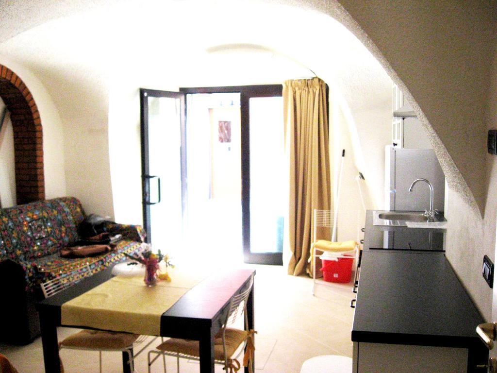 Nino Bixio Apartment Riva Ligure Buitenkant foto