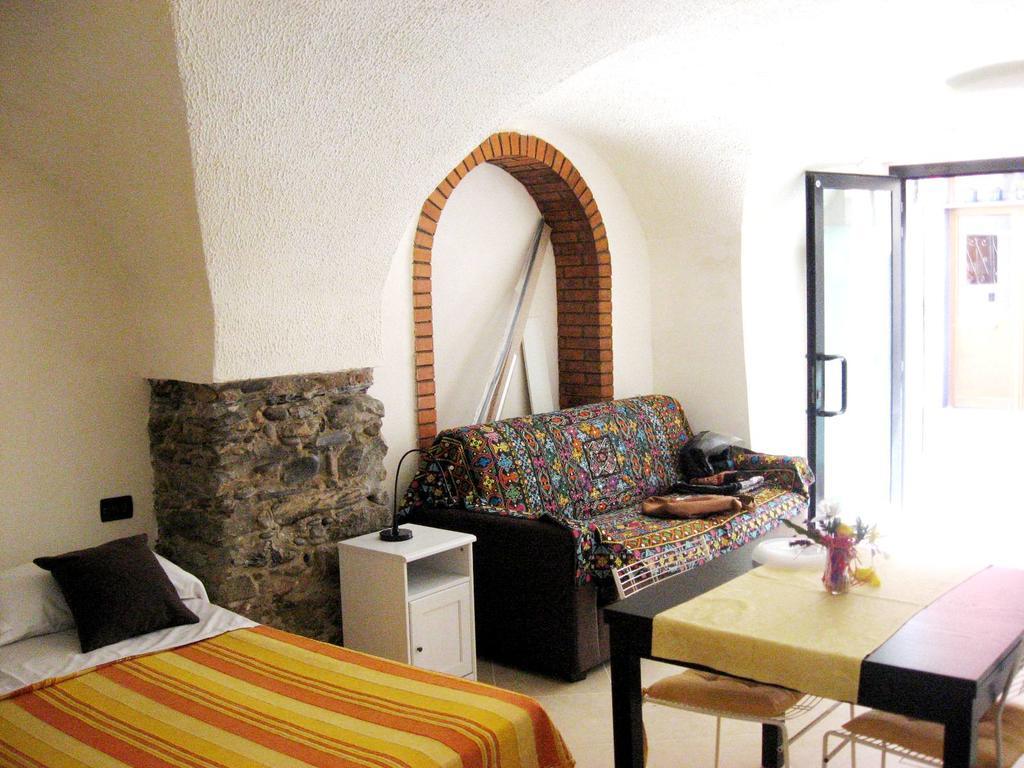 Nino Bixio Apartment Riva Ligure Buitenkant foto